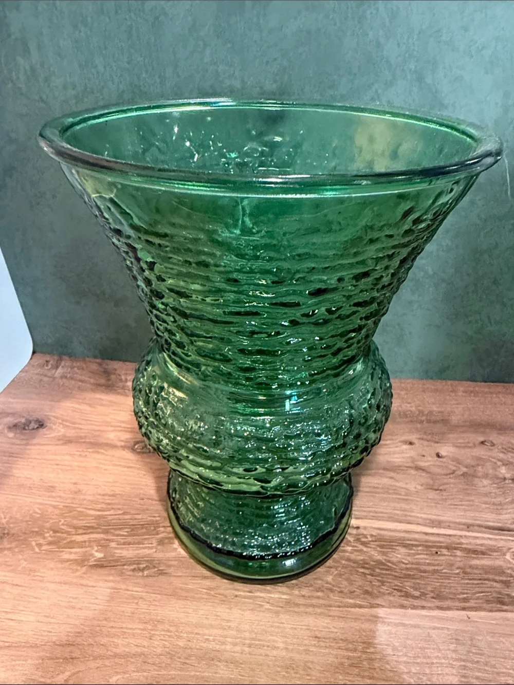 Anchor Hocking Textured Green Glass Vase